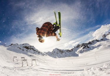 足球直播-法甲外援赛季表现回顾及其对球队成绩的影响