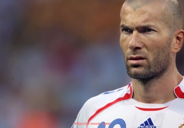 足球直播-意甲球队有多少球队：意甲联赛目前的参赛球队数量与组成